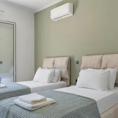 Robin's Apart Otel Apolpaina