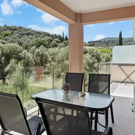 Robin's Apart Otel 4*