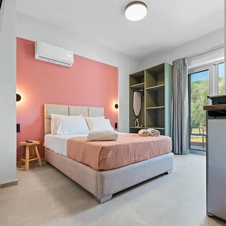 Robin's Apart Otel 4*