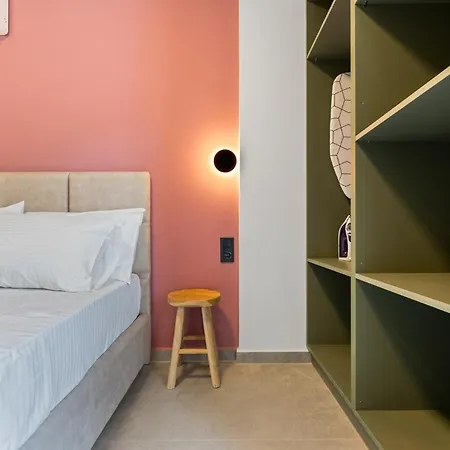 Robin's Apart Otel Apolpaina