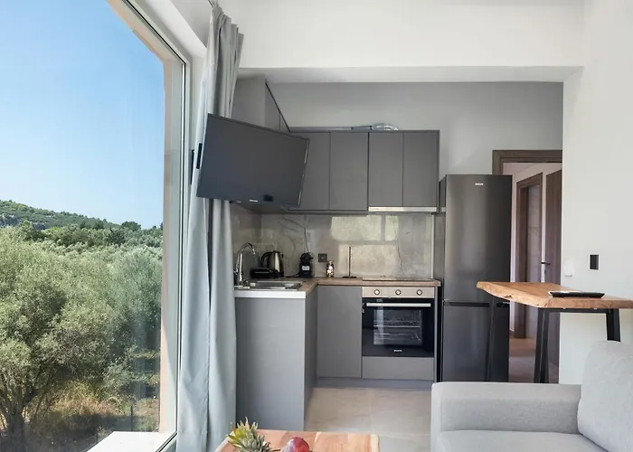 Aparthotel Robin's Apolpaina